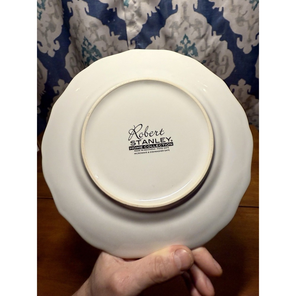 VTG Robert Stanley Home Collection Pink 2PC Christmas Nutcrackers Plates 8.8 in - Picture 10 of 14